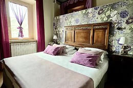 Villa Euchelia Resort