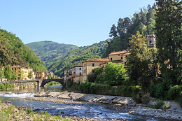 Bridge Hotel