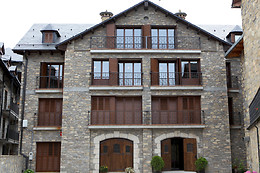 VILLA DE PLAN APARTAMENTS&SUITES