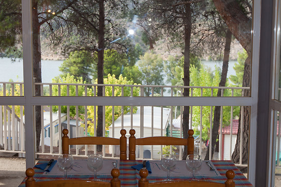 CAMPING RIBA-ROJA - photo 2