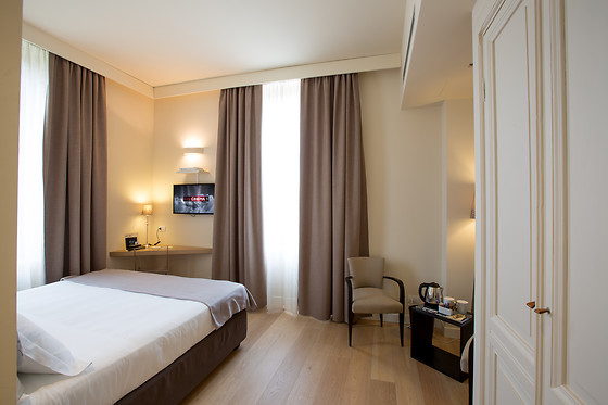 Hotel 900 - photo 1