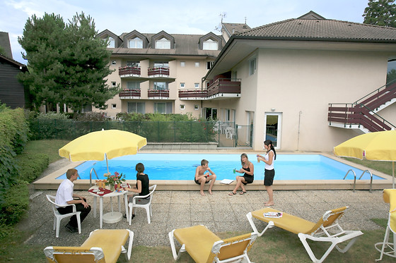 Hotel The Originals Thonon-les-Bains L'Arc-En-Ciel - photo 10
