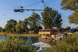 Wake Paradise 72