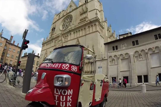 Lyon TukTuk - photo 0