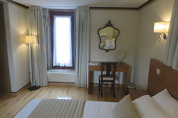 CASA CACHADA