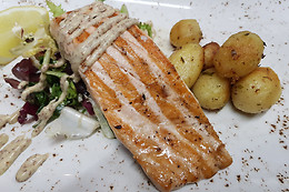 RESTAURANTE ITALIANO SALE & PEPE CASTAÑOS