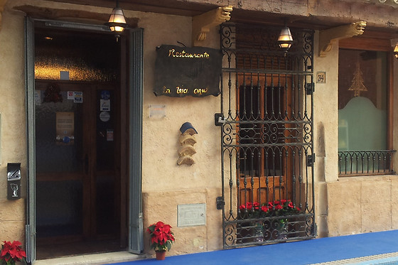 RESTAURANTE LA TEJA AZUL - photo 1