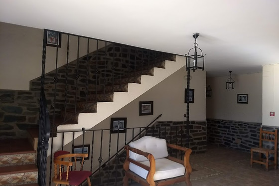 HOTEL VILLA DE BERZOCANA - photo 1