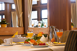 Leine Hotel GmbH